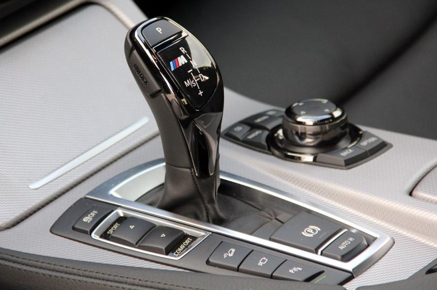  BMW M550d xDrive 2012 года  (фото 11 из 175)